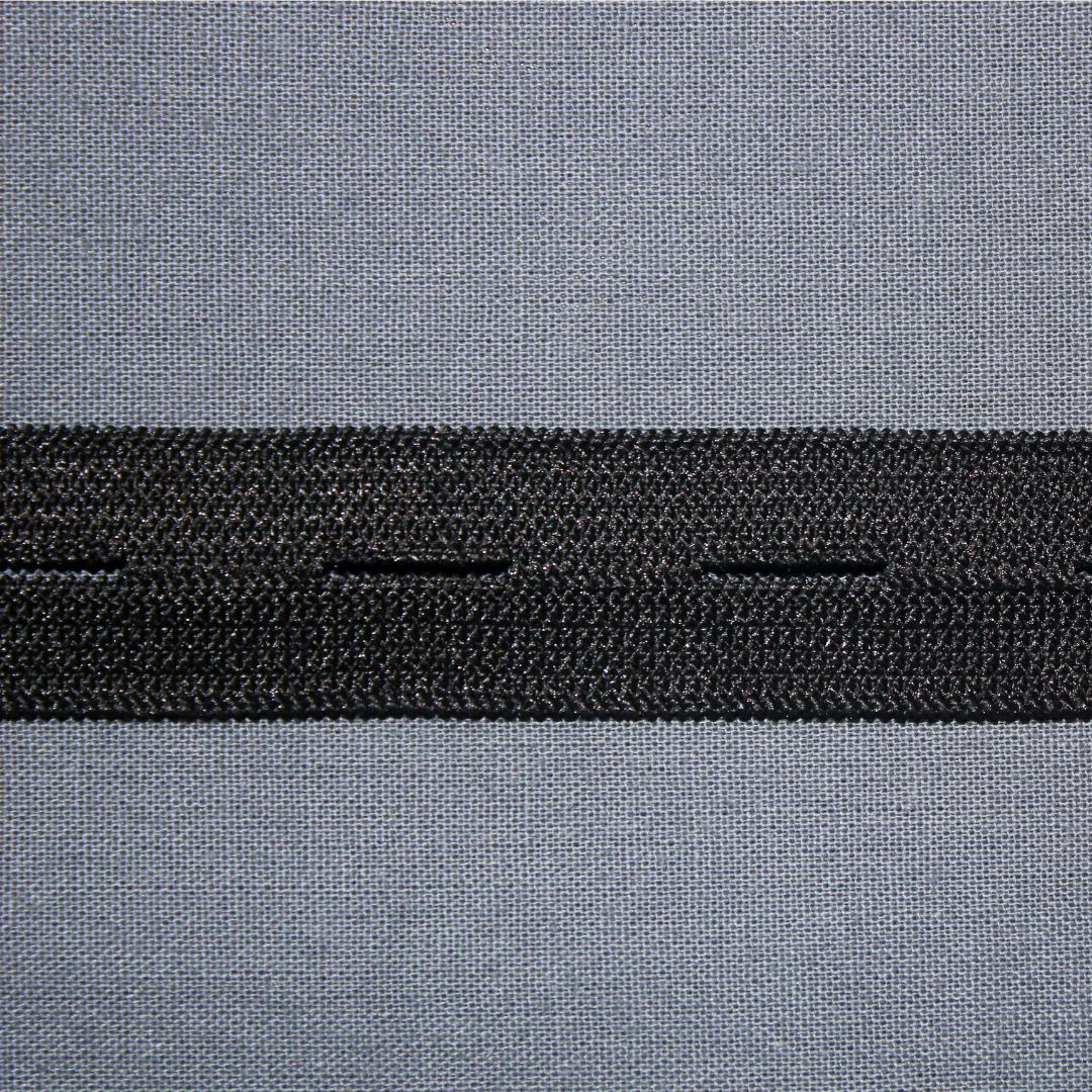 картинка Тесьма эластичная вязаная черная с петлей 20мм с3329 АО «Лента»