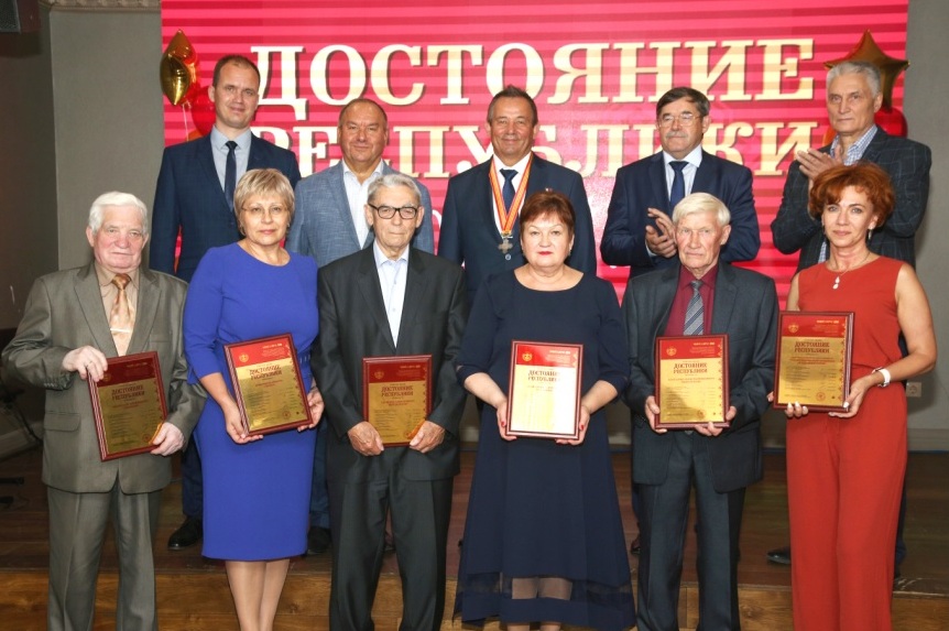 АО «Лента» удостоена почетного звания «Достояние Республики»