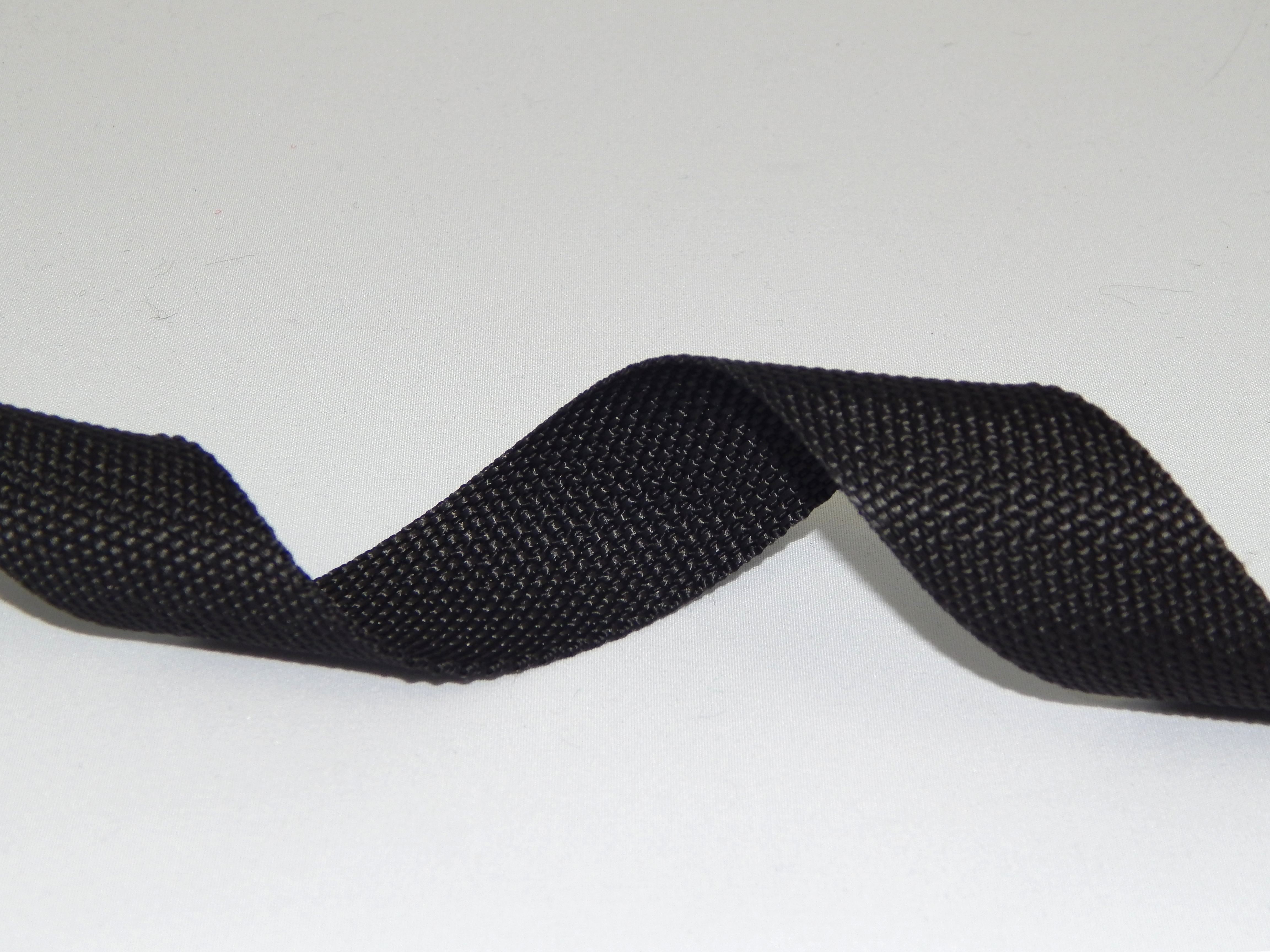 картинка Лента окантовочная ПП 30мм с3050 АО «Лента»