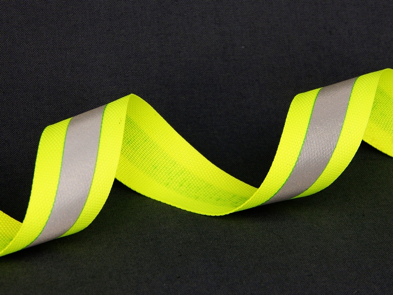 картинка Лента ранцевая световозвращающая 25/10 с2753ксв АО «Лента»