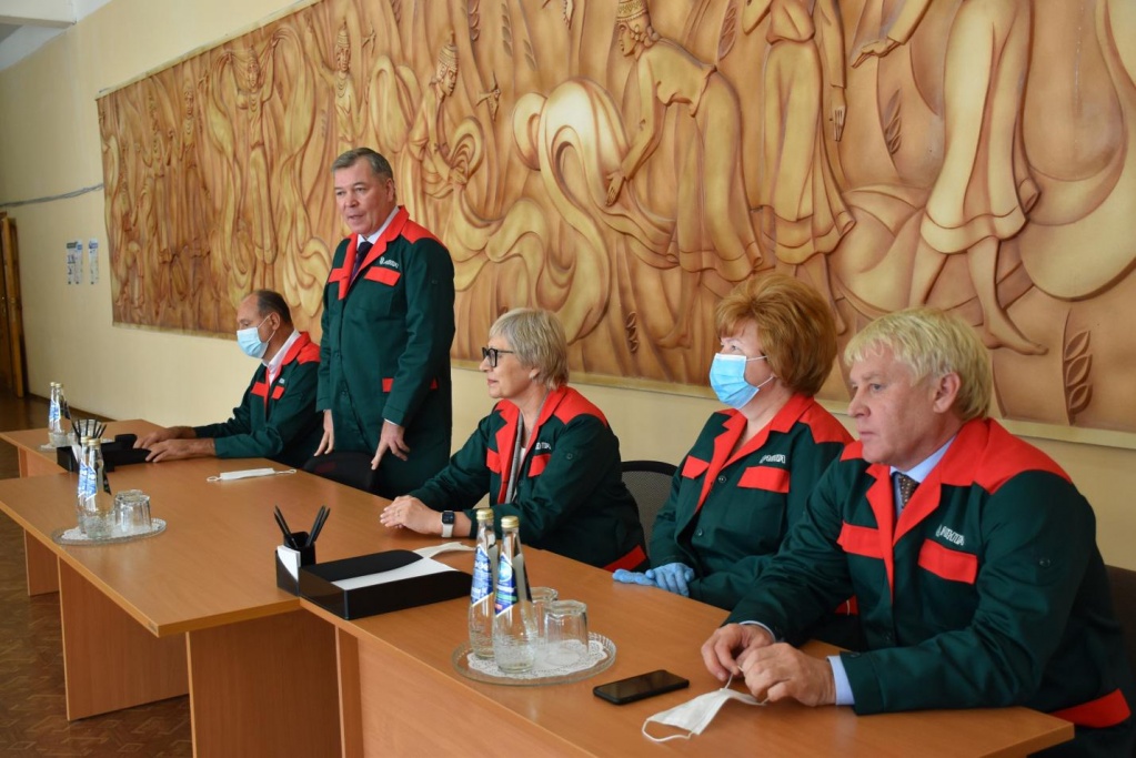 1409-3.jpg 1409-3.jpg