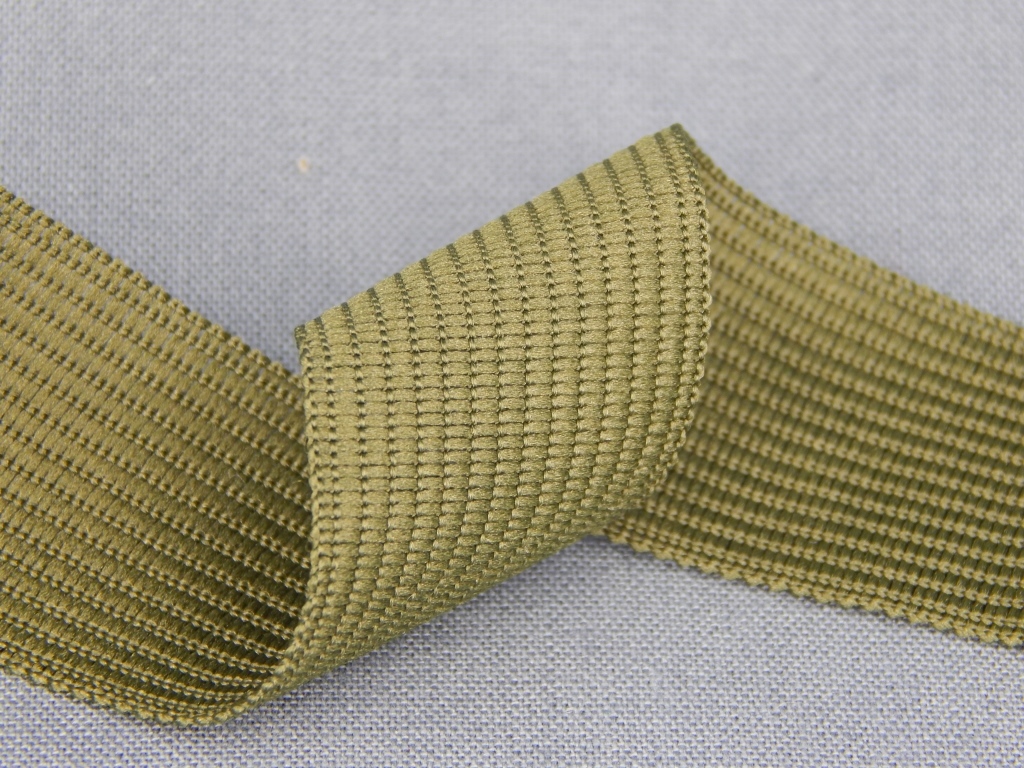 с2625 Тесьма вязаная окантовочная 24мм олива.jpg